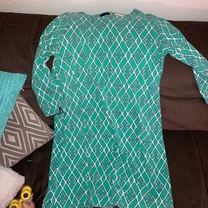 Women’s crown and ivy dress